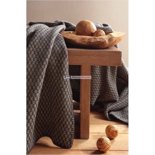 Biederlack FRAME MOKKA 100% merino gyapjú különlegesen finom meleg takaró prémium minőségben 150x200 cm