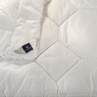   Billerbeck CHANTALL UNO 135*200 cm 95 C fokon mosható pehely könnyű antiallergén közepesen meleg téli paplan