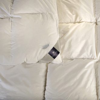   BILLERBECK BORBÁLA  dupla pehelypaplan 200x220 cm (téli), 50%lúdtoll és 50% lúdpehely töltettel