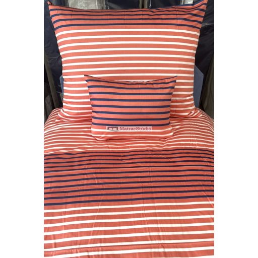 Billerbeck Bianka "Summer Strips" - 3 részes ágyneműhuzat garnitúra korallrózsaszín-tengerészkék-fehér csíkos 100% pamutszatén