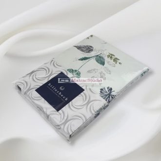   Billerbeck Bianka “BLUE FLOWER” - halványkék alapon finoman virágos  4 észes 100% pamutszatén ágyneműhuzat garnitúra