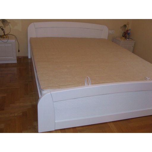 ATLANTI 23  gőzölt bükkfa 180x200 cm ágykeret natúr lakkozott vagy színre pácolt kivitelben ágyrács nélkül